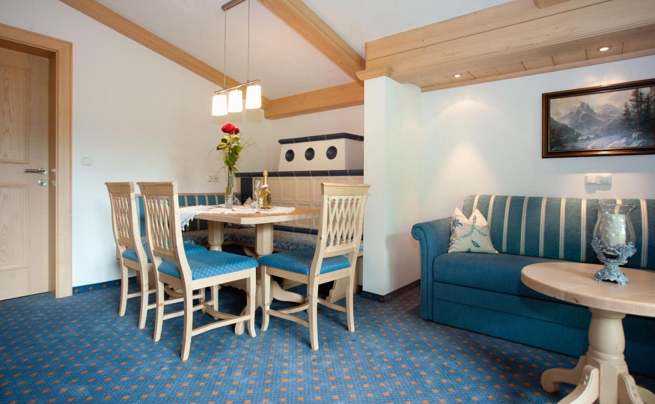 Ferienschloessl Harmonie Otel Holzgau Oda fotoğraf