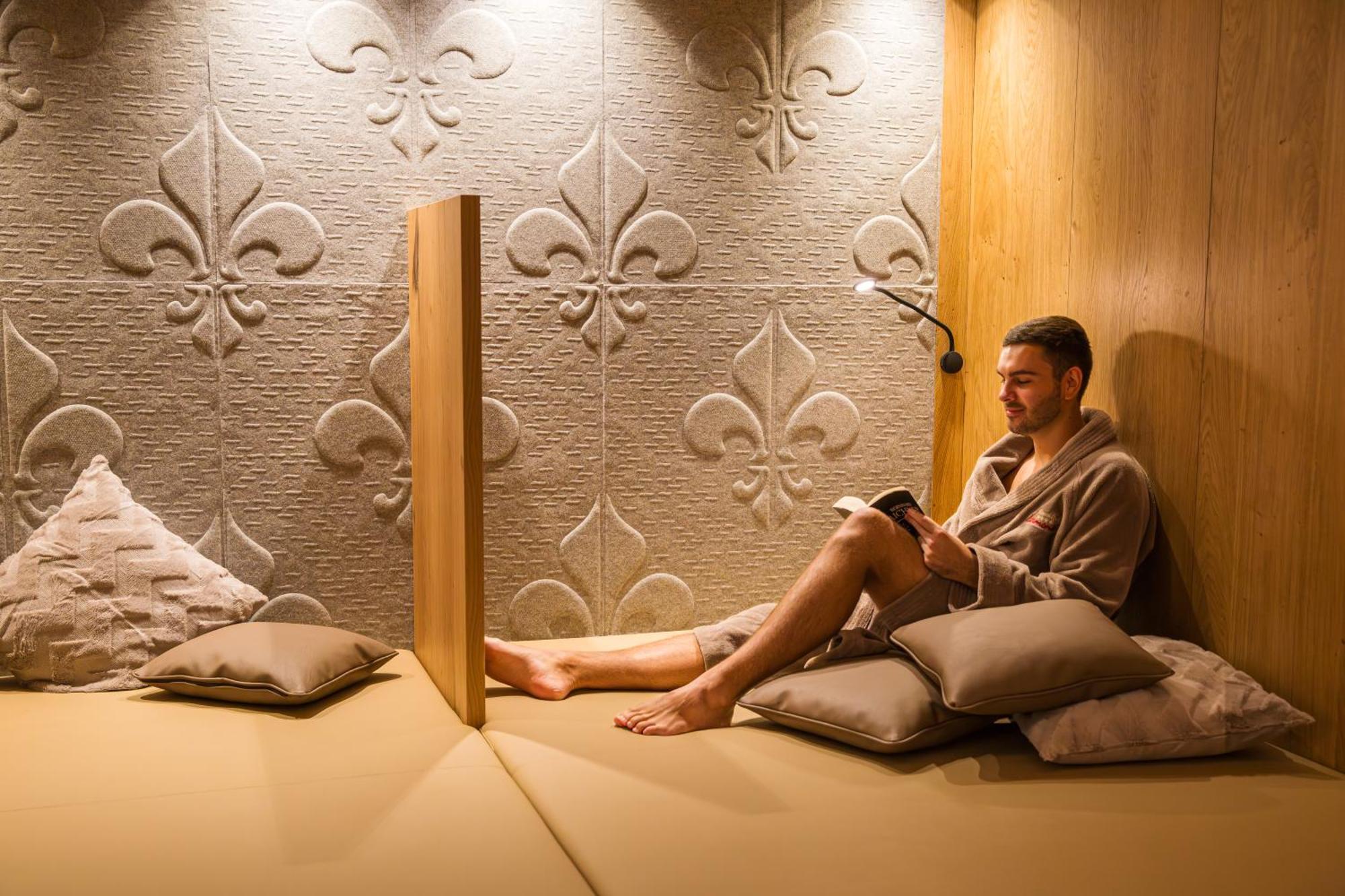 Ferienschloessl Harmonie Otel Holzgau Dış mekan fotoğraf