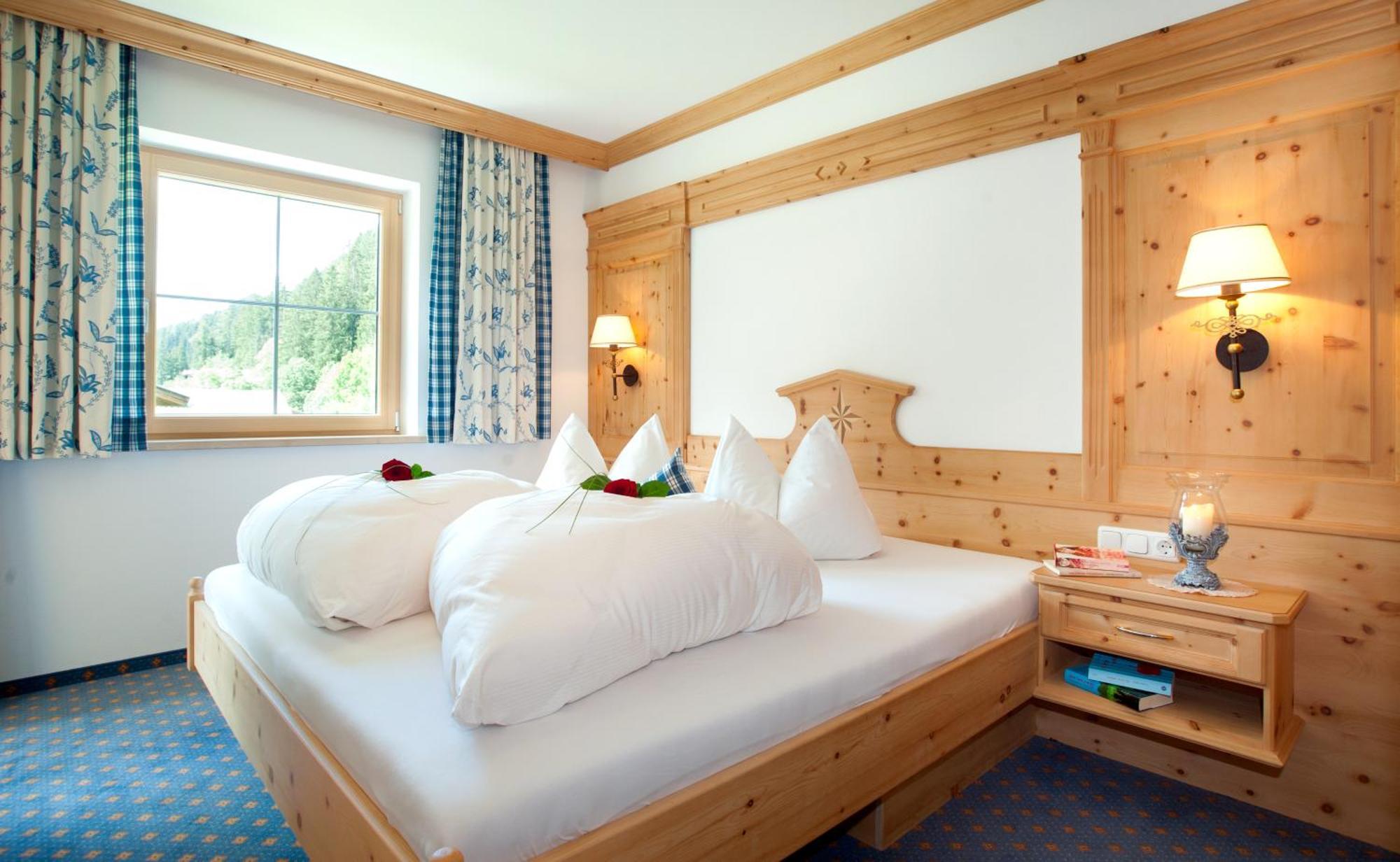Ferienschloessl Harmonie Otel Holzgau Dış mekan fotoğraf